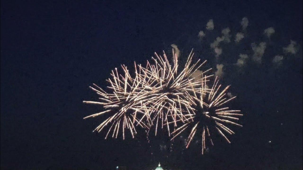 Салют 12 июня чебоксары. 12 июня салют в казани. салют казань 2025. салюты в уфе 2025 12 июня.