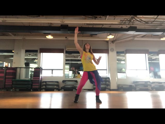 Se Menea- Zumba- choreo Vicky Ducharme class=