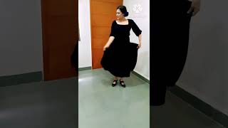 Flamenco dance on the song 'como el agua' sung by Camaron de la isla. #flamenco #viraldance #dance