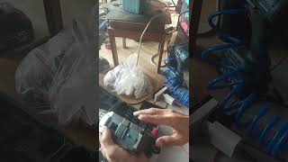 máy bắt vít Bosch