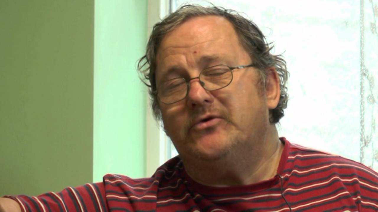 eastern housing Colin's Film