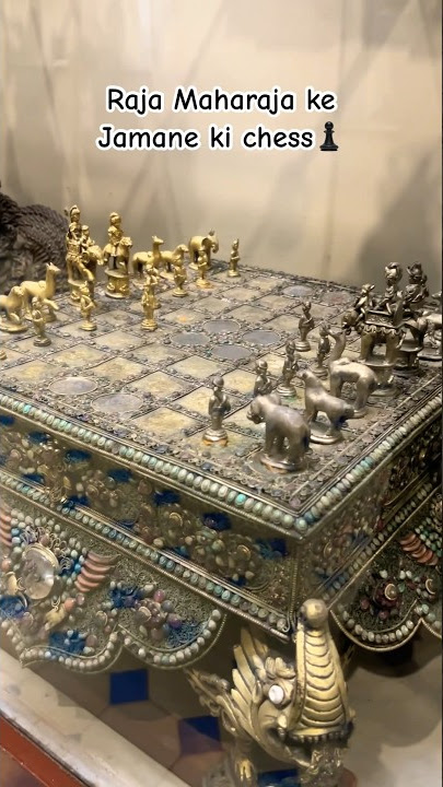 Chess | Old Chessboard | above 200 years old chess | #youtubeshort #shortsfeed #shortsvideo #chess