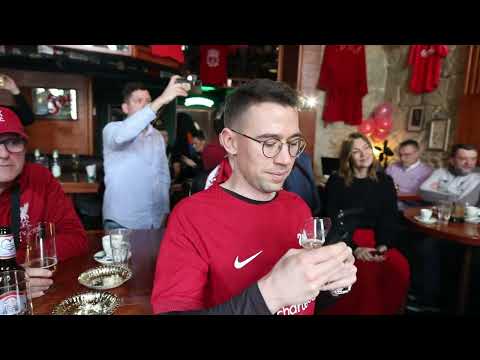 Navijači Liverpoola pjevaju