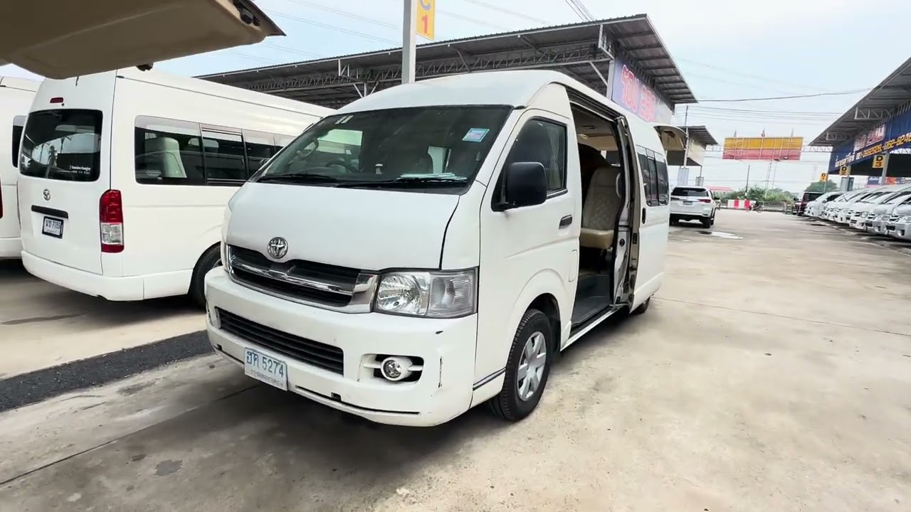 รถตู้เข้าใหม่ปี06 สภาพโคตรสวย ไมล์แสนกว่า ภายในสวยๆทั้ง2คัน ราคา 365,000 โทร 0813982928