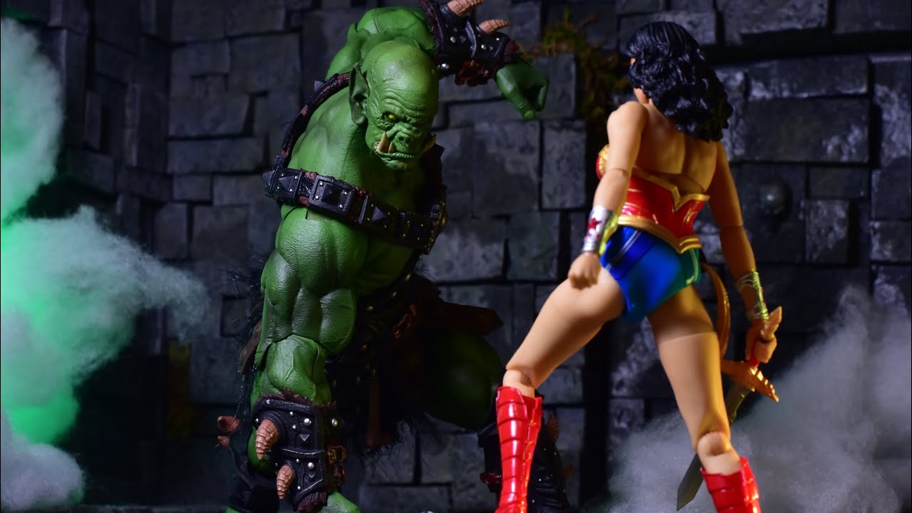 mezco wonder woman