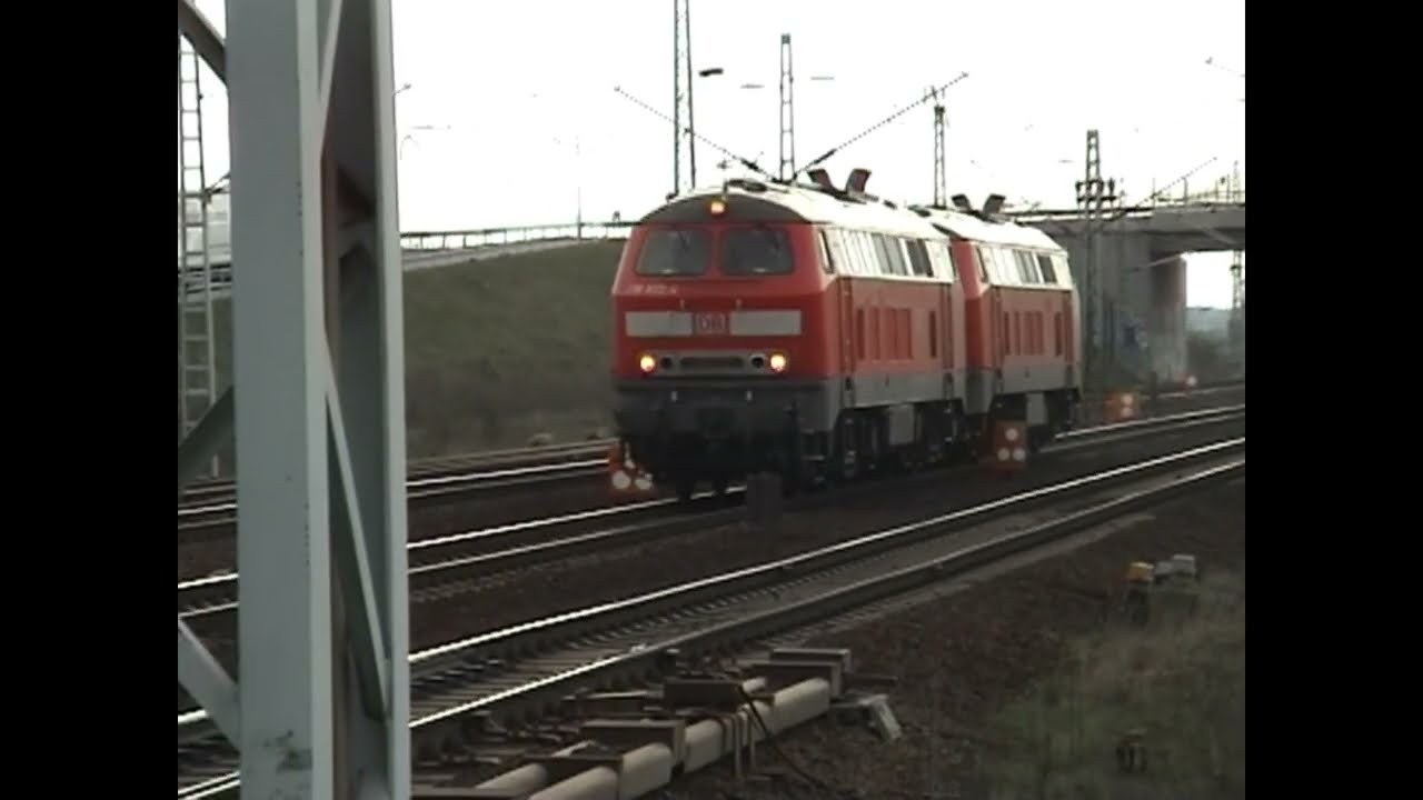 218 832 4 and 218 326 7 of the DB are on their way to Berlin  