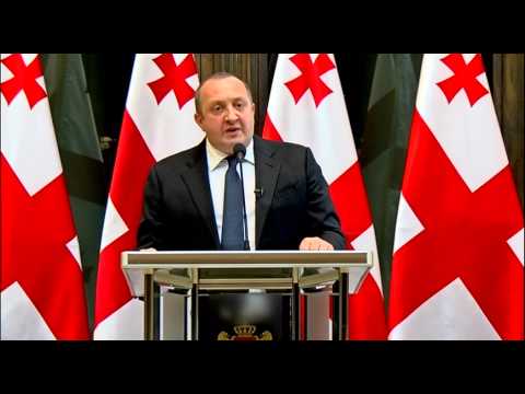 პრეზიდენტის სასახლეში საზეიმო მიღება გაიმართა.