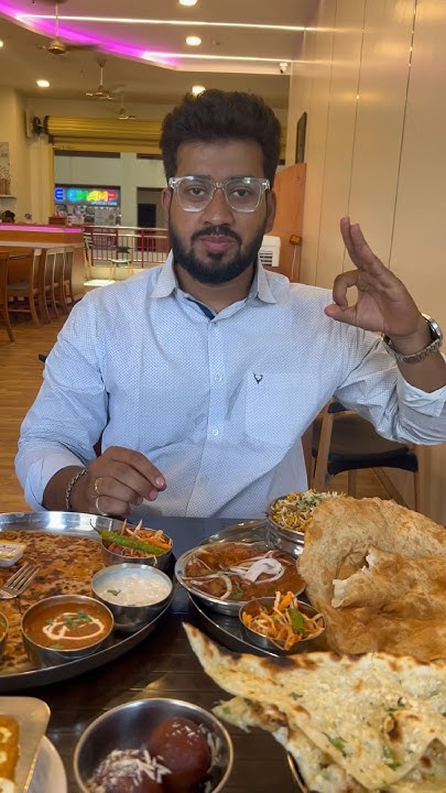jm-housefull-paratha-pure-veg-restaurant-l-destination-center-1