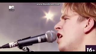 Tom Odell Wrong Crown live at MTV