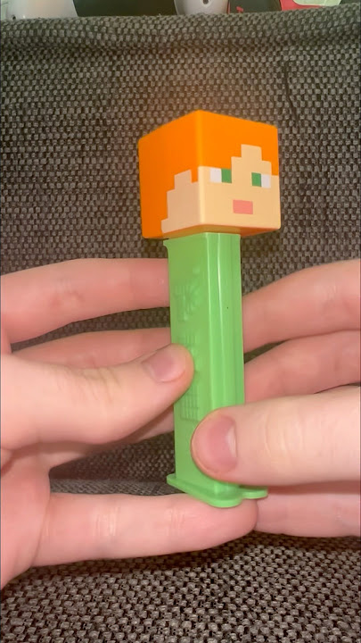 Minecraft ALEX PEZ dispenser unboxing #minecraft #minecraftmovie #alex #unboxing #pez #shorts