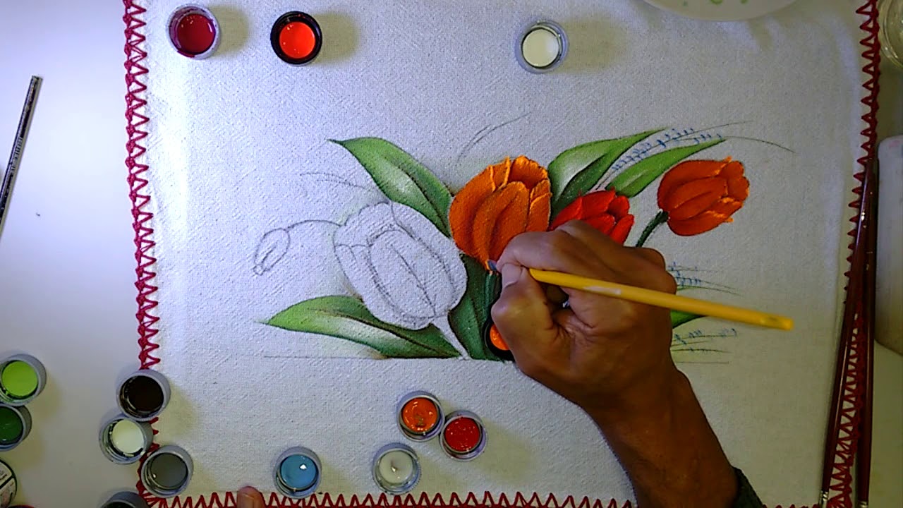 Roberto Ferreira - Novo Projeto - Aprenda a Pintar em tecido Tulipas e Folhas