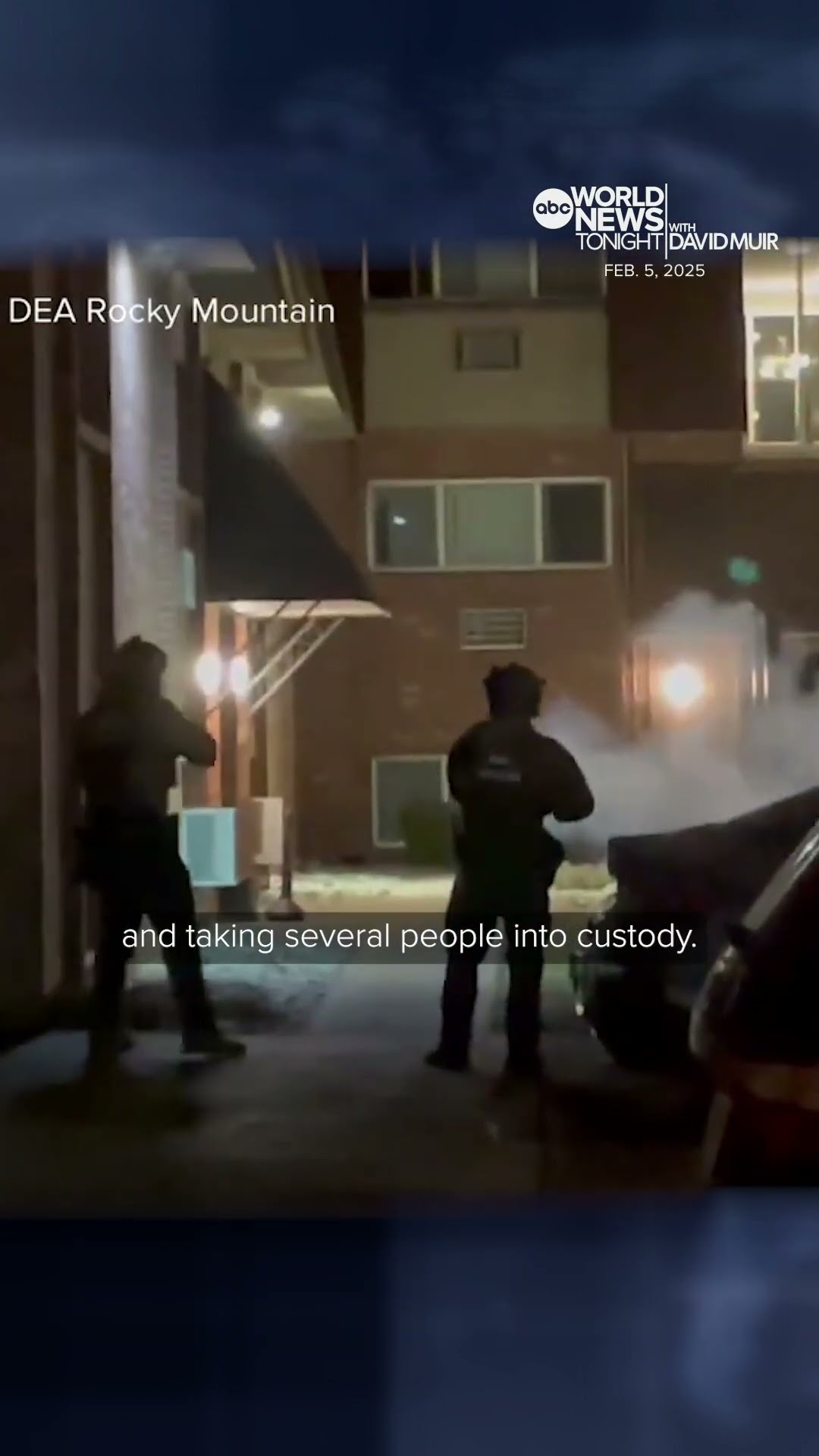 Federal agents swarm apartment complexes in targeted raids across Denver metro area