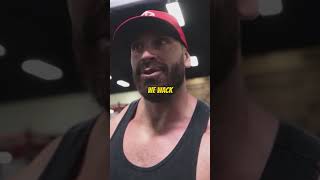 Sommer Ray Owns Zoo Culture...