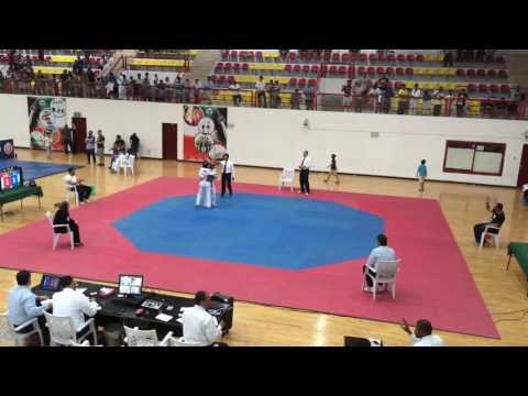 اللاعب عبدالمحسن العلي ضد لاعب نادي الجهراء بطولة فردي الاندية الثانية للناشئين قبل النهائي