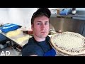 MAKING A PIZZA AT DOMINOS