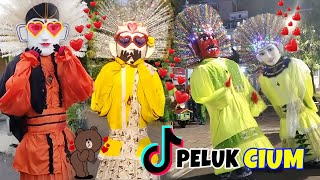 Download Lagu LUCU BANGET! ONDEL ONDEL BETAWI JOGET LAGU PELUK CIUM PELUK CIUM BOLAK BALIK VIRAL TIKTOK MP3