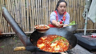 贵州地摊火锅10块钱就能搞一餐又烫又辣又麻就是太费米饭