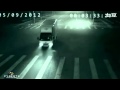 Το βίντεο με τον «Φύλακα άγγελο» που σώζει ποδηλάτη και προκαλεί σάλο