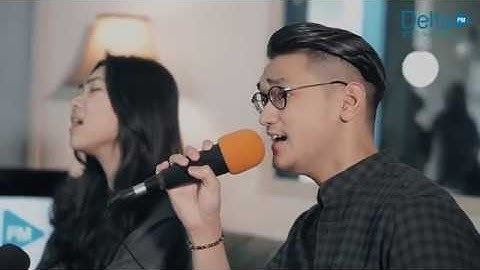 AFGAN, ISYANA SARASVATI, RENDY PANDUGO - HEAVEN (live at Delta FM)