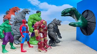 Team Hulk vs Spiderman vs Team GODZILLA vs King Kong - Monsters Come out of a colorful box