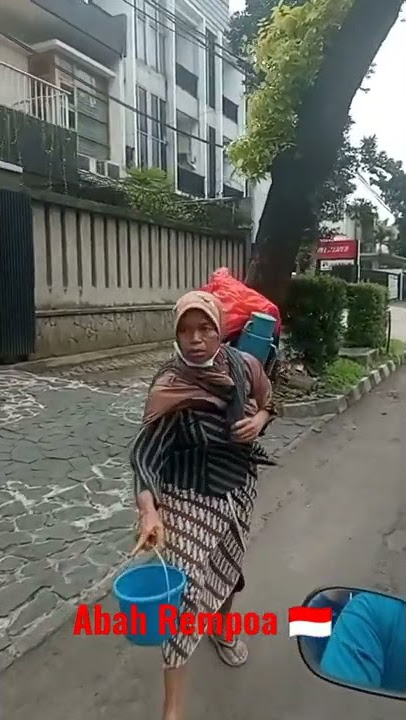 tukang jamu gendong di Bintaro