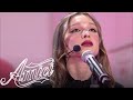 Amici 23 - Sarah - Wrecking ball