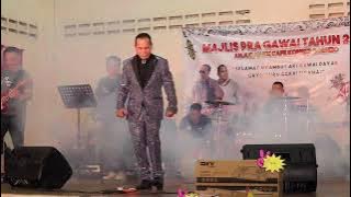 Ricky El Dengan Lagu Anang Jual Mahal,Menghiburkan Ribuan Anak Dayak Perantaun Di Plentong Johor.