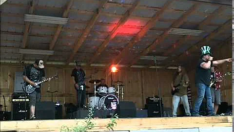 Lithium Highway and Johnny VanName shake it for me
