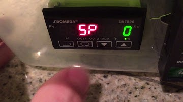 How to select a program to run on Omega 7500 controller