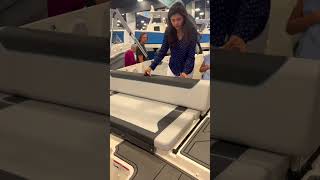 M Series | Jetsetting family M19 | Bayliner Boats
