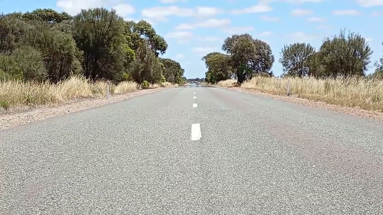 Ep.36, Driving West (Part 1): Adelaide to Ceduna.