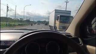 history WA/mentahan nyetir mobil di perjalanan yg sejuk dan penuh keindahan