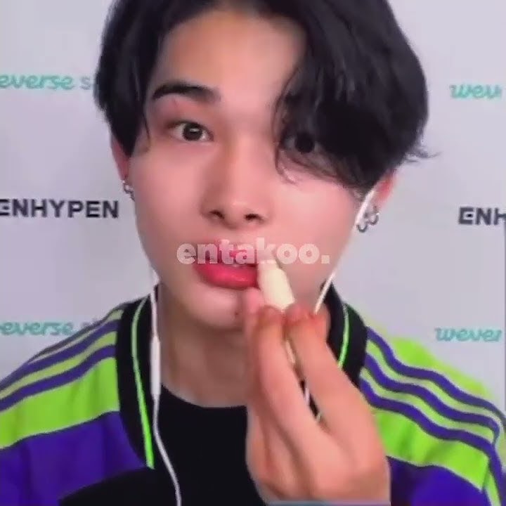 [ENHYPEN] everything he does is so cute 🥰🥺 #enhypen #niki #riki #cute #engene #fansign #shorts