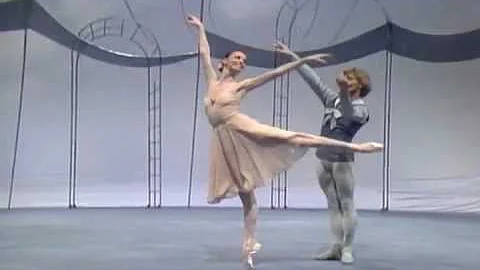 Choreography by Balanchine. Tchaikovsky Pas de Deux