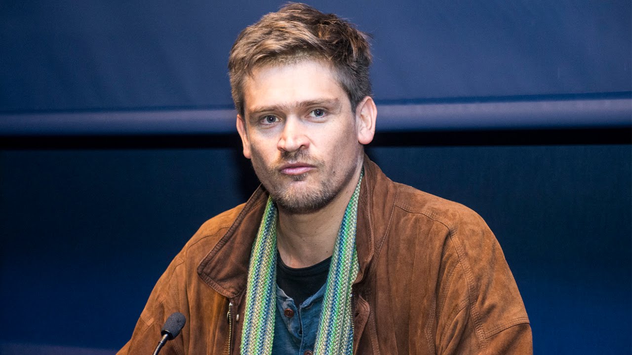 Encuentro con Sergio Castro - YouTube