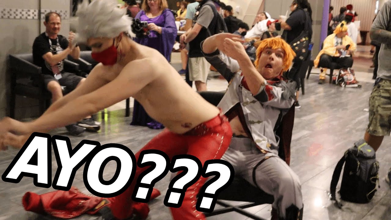 What are Con Goers willing to do for $5? || Genshin Impact Cosplay Vlog