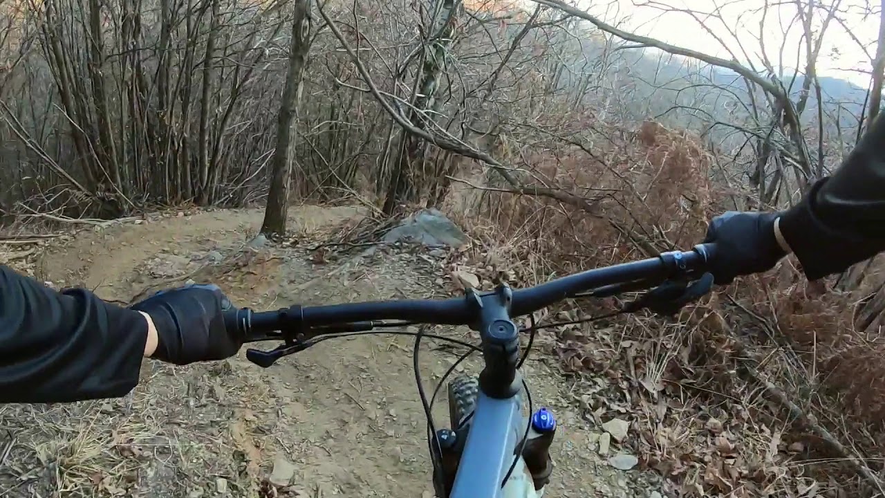 Sentieri di Colazza - MTB Lago Maggiore - YouTube