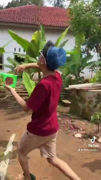 PAWANG HUJAN | POK AME AME BELALANG KUPU KUPU