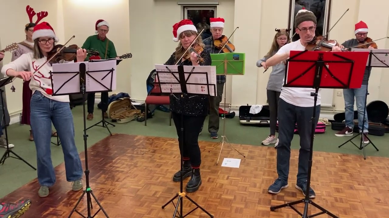 In the bleak midwinter by Leeds Folk Fiddle Group 