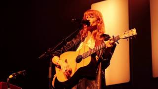 Watch Axelle Red Quand Le Jour Se Leve video