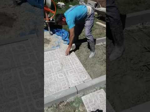 Vídeo: Maó Esquinçat (24 Fotos): Pedra Per A La Decoració Exterior De La Tanca, Formigó I Rajoles De Cullera