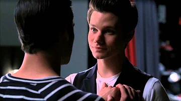 Glee - Klaine auditorium scene