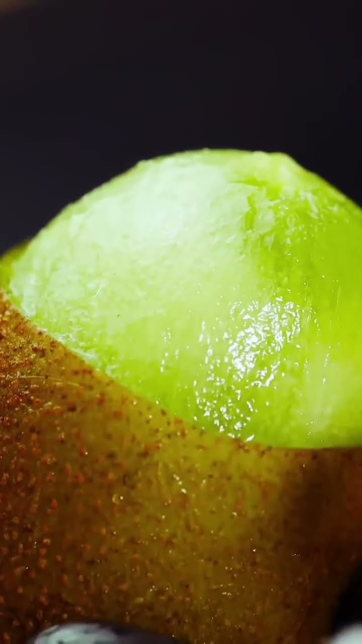 #kiwi #kiwifruit #food #satisfying #kiwilove #oddlysatisfying #fruit # ...