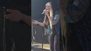 Na ostří nože (Ewa Farna) - Teri Štěpánová #hudba #zpevacka #ewafarna #naostrinoze #teristepanova
