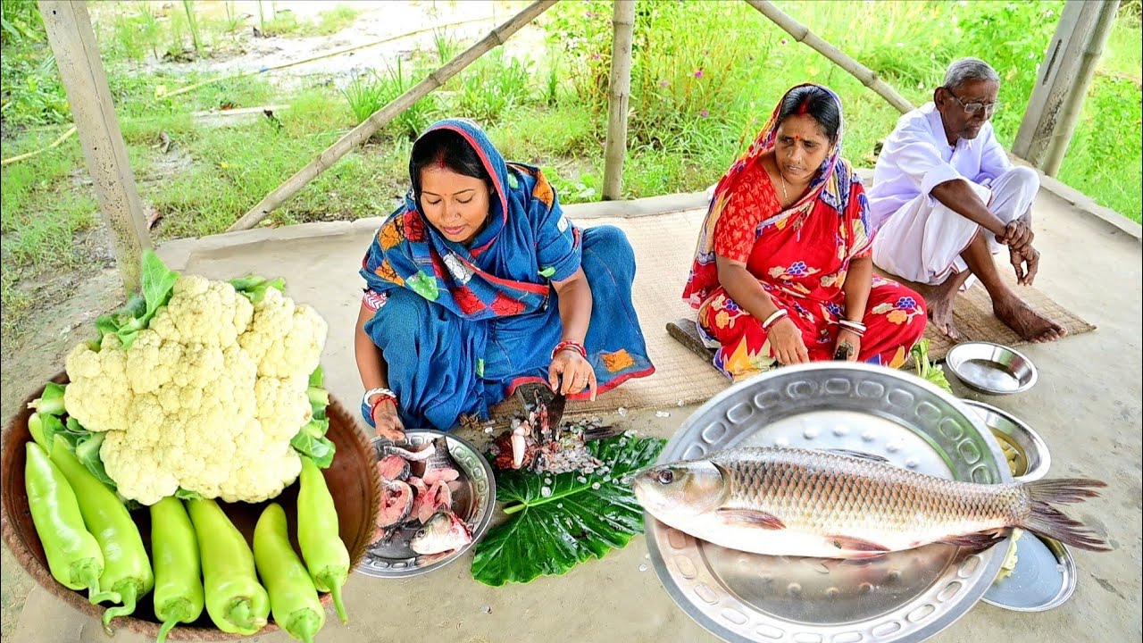 দাদুর অনুরোধে অনেকদিনপর ফুলকপি দিয়ে রুই মাছের ঝোল রান্না করলাম সাথে লঙ্কার পকোড়া 