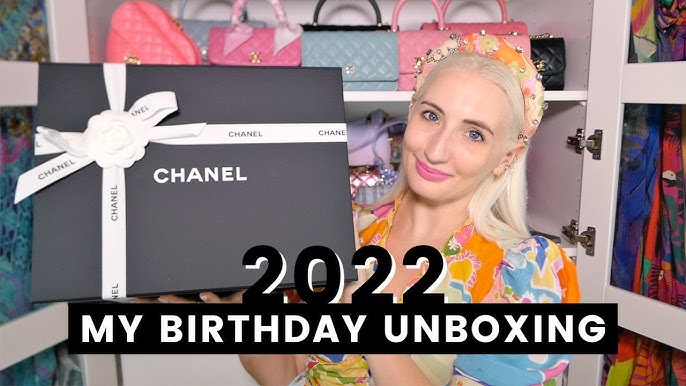 Hermes Rodeo Unboxing + CHANEL Card Holder Unboxing in Black Caviar 🎉🧡  What fits.. 