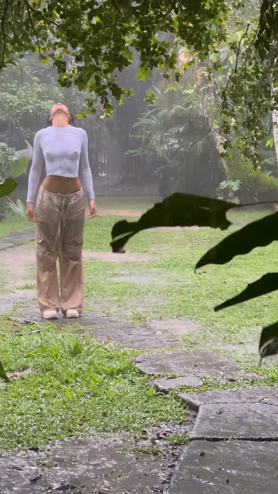 Rainy day at the jungle 🌧️ #wet #rainyday #performance