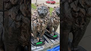 Giant Lion Garden Landscape Figures Cleveland Ohio