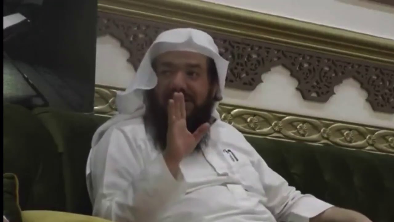 هذا لا يفوقكم بقوة حفظ، ولكن بقوة عزيمته ..  قصة عجيبة عن أحد الحفاظ يرويها الشيخ د.حامد أكرم بخاري