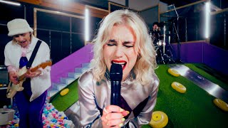 Performing at a kids playground: Foley LIVE from Magic Mountain